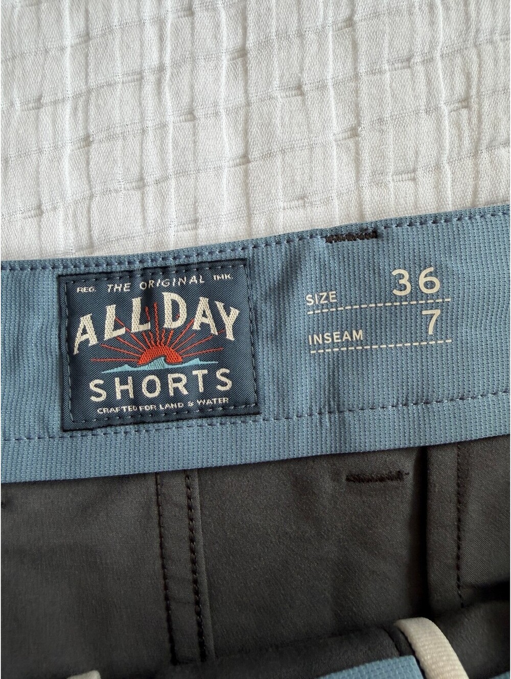 Faherty All Day Shorts Trail Dark Gray Men’s Size 36 7" Inseam - Picture 3 of 3
